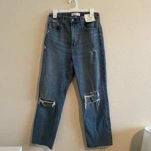 ***NWT*** Abercrombie Curve Love jeans